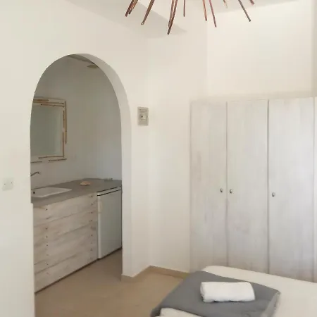 Asante Paros Parikia (Paros)