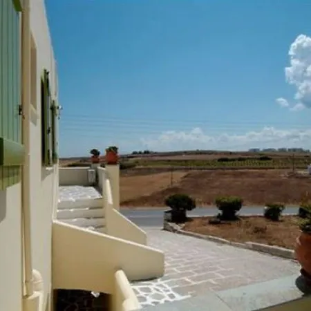 Asante Paros